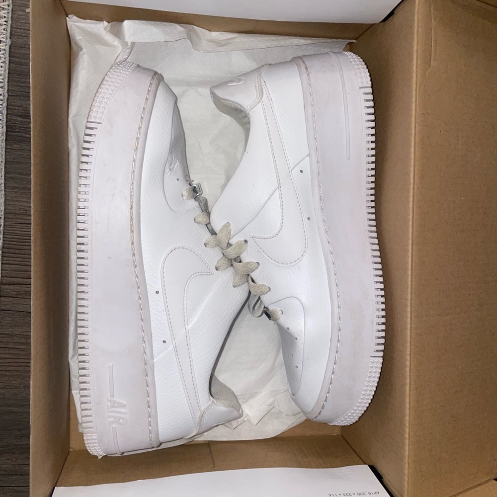 Nike Air Force 1 Sage Low